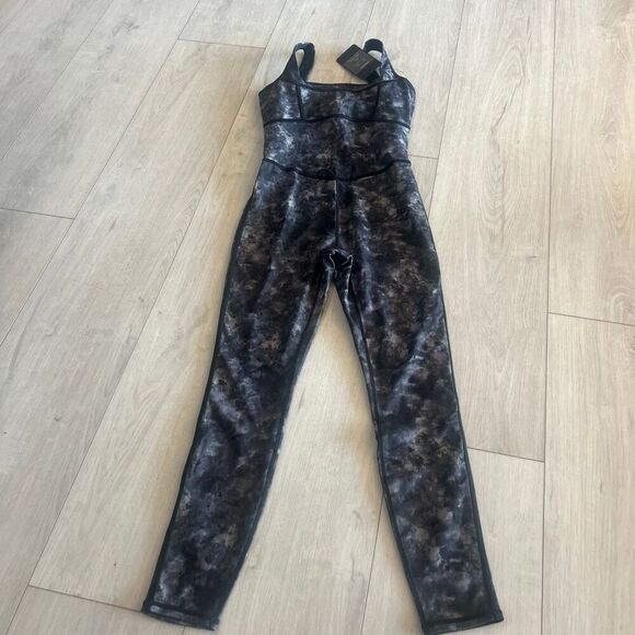 Fabletics frame Obsidian Tie Dye Texture jumpsuit size s - Picture 1 of 11